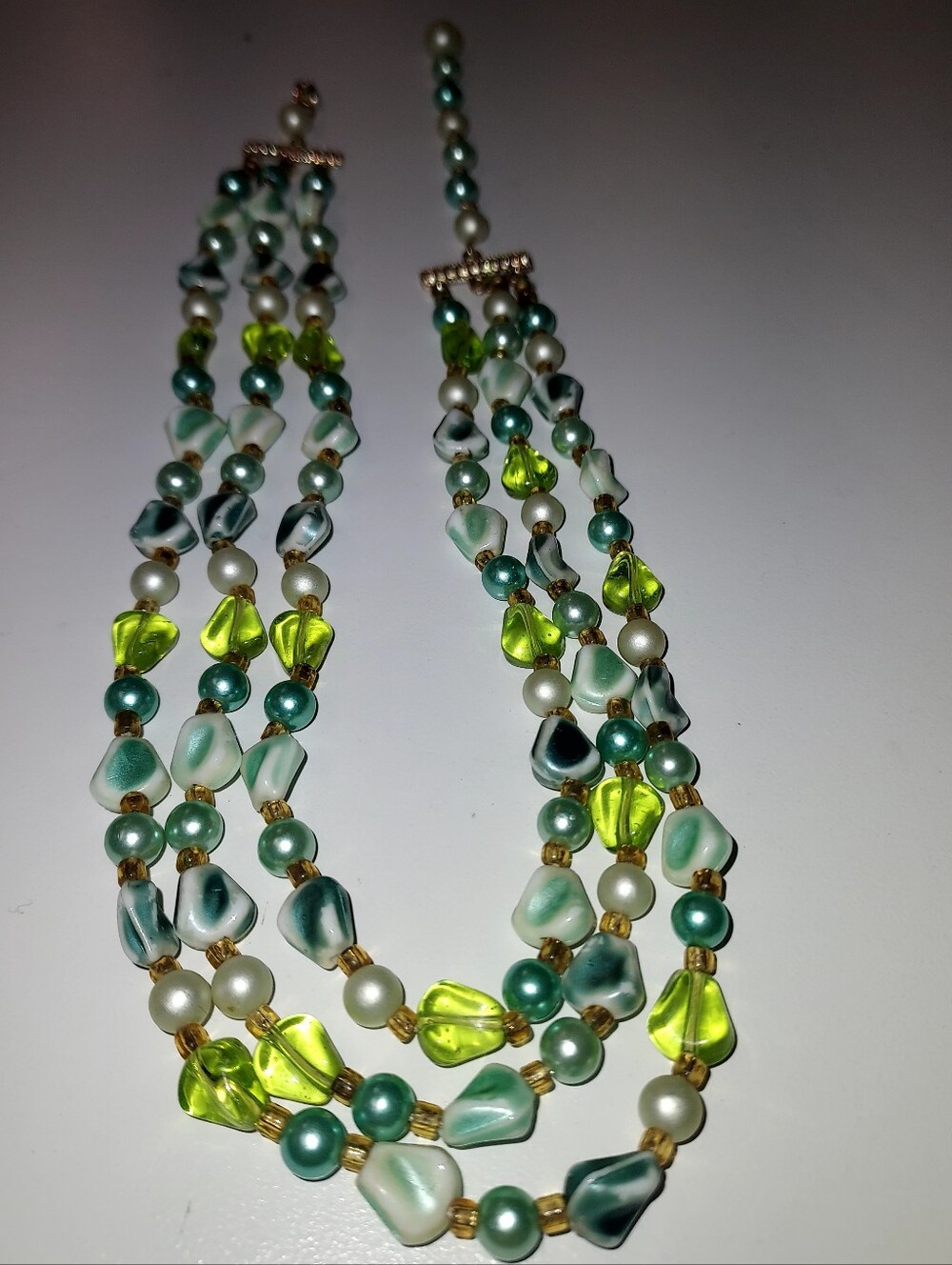 Multi-Strand Green Glass Bead Necklace - Unbranded